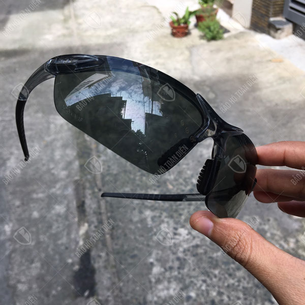 Kính chống tia UV Kings KY 712